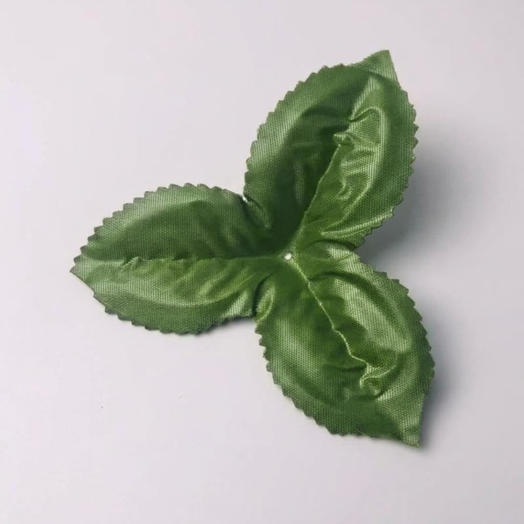 Daun Mawar